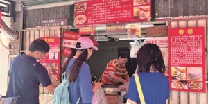具有市井烟火气的早市 成年轻人热门打卡点