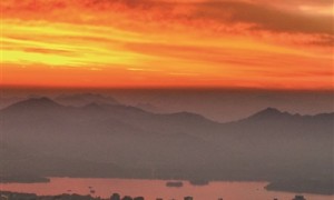 杭州12月6日18℃，明天20℃！这气温，酱鸭都要生气了